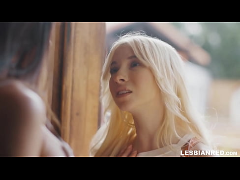 ❤️ D'Meedche kënnt e puer Méint méi spéit heem a schléisst op d'Stiefmamm hir Muschi iessen ❤ Porno op lb.tukifporno.ru ❤